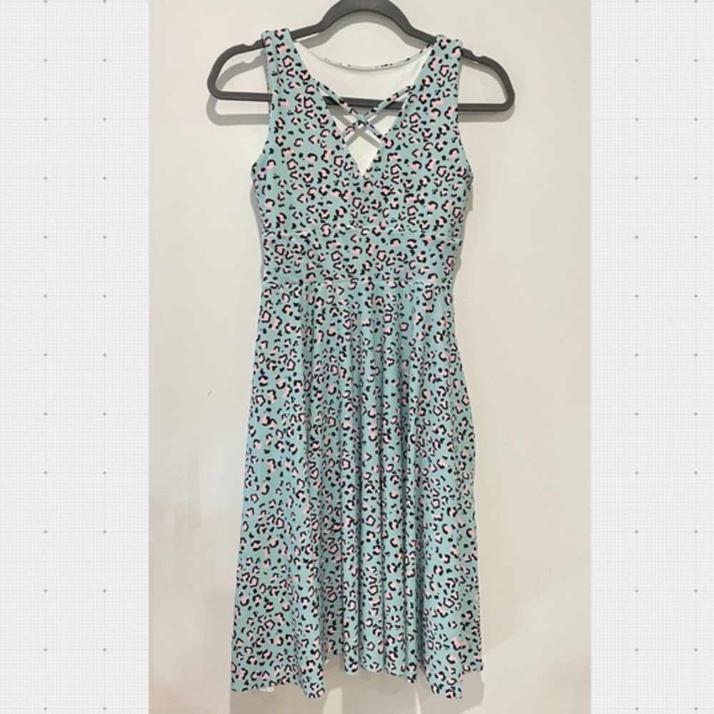 Exotica Leopard Silky  Reversible Comfort Crop Dress